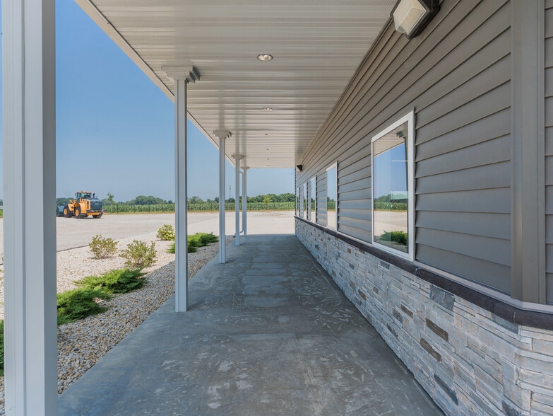 More Photos Of 26336 S Heritage Dr, Elwood Warehouse For Sale
