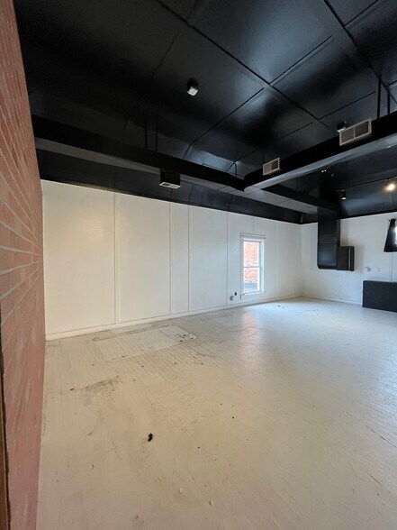 More Photos Of 29023-29029 Euclid Ave, Wickliffe Loft Creative Space For Lease