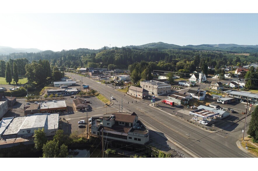 More Photos Of 135 N Nehalem St, Clatskanie Restaurant For Sale
