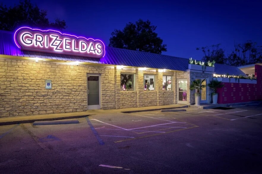 More Photos Of 105 Tillery St, Austin Restaurant For Lease