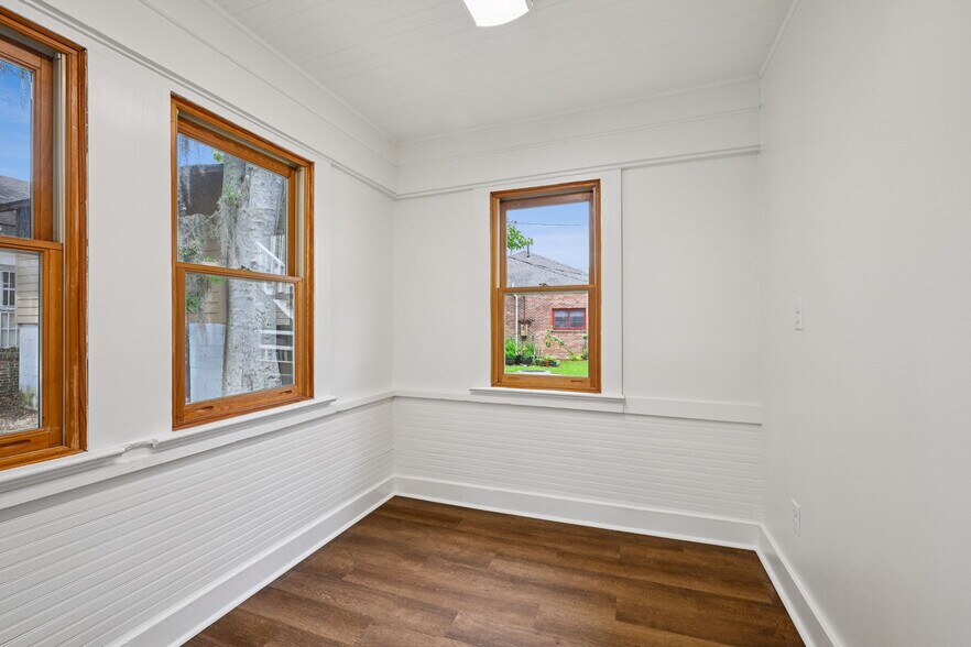 More Photos Of 522 E Rutland St, Covington Medical For Sale