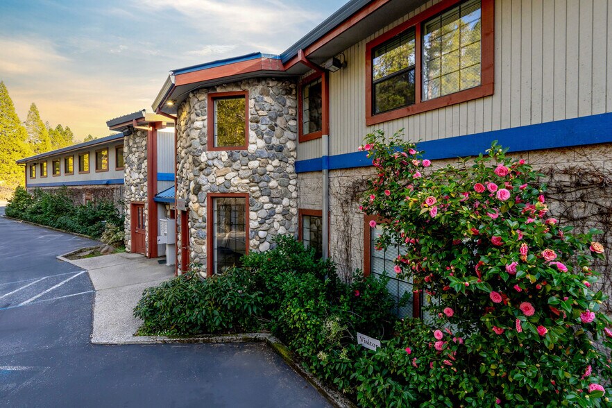 More Photos Of 870 Gold Flat Rd, Nevada City Research And Development For Lease