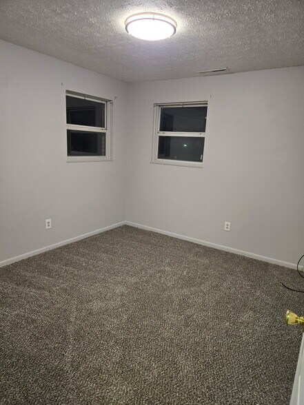 More Photos Of 839 E Indianola Ave, Youngstown Apartments For Sale