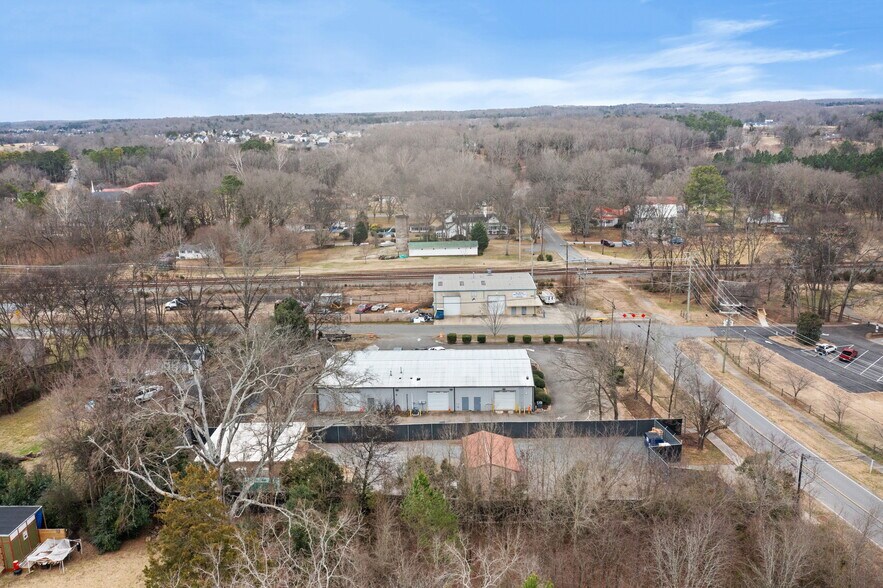 More Photos Of 4454 Railroad Ave, Harrisburg Industrial For Sale