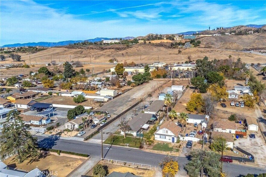 More Photos Of 32390 Avenue D, Yucaipa Apartments For Sale