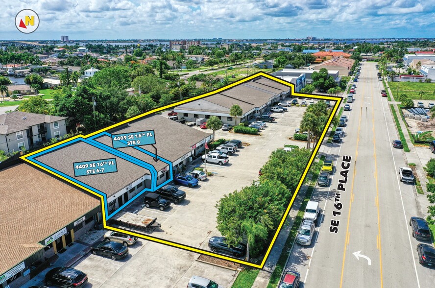 Primary Photo Of 4417 SE 16th Pl, Cape Coral Showroom For Lease