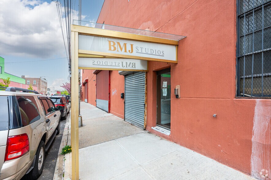 More Photos Of 34-19 10th St, Astoria Manufacturing For Sale