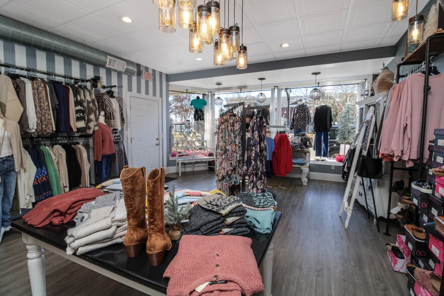 More Photos Of , Marietta General Retail For Sale