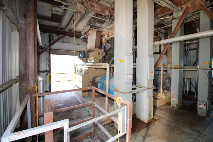 More Photos Of 6059 159th St, Galva Food Processing For Sale