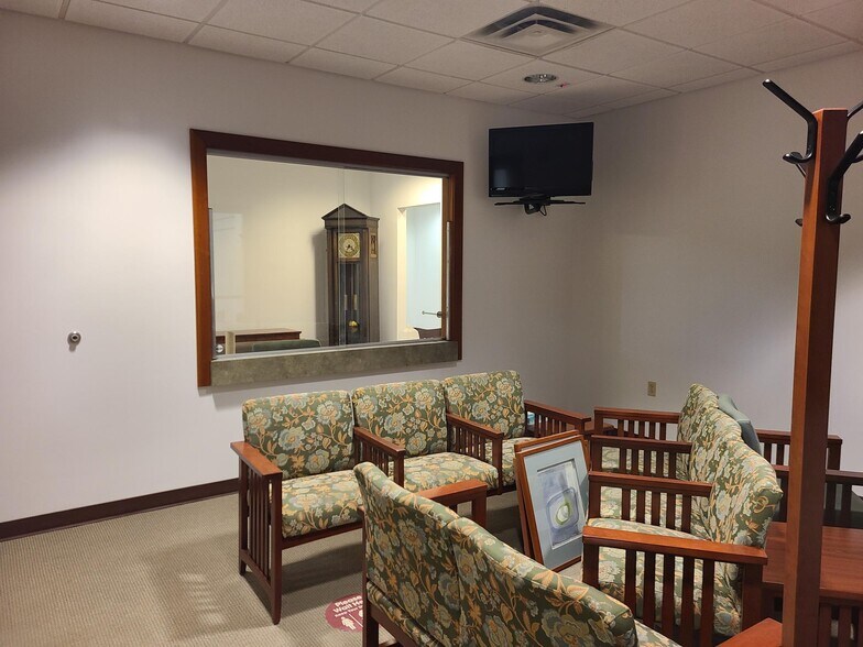 More Photos Of 6401 Prairie St, Norton Shores Medical For Lease