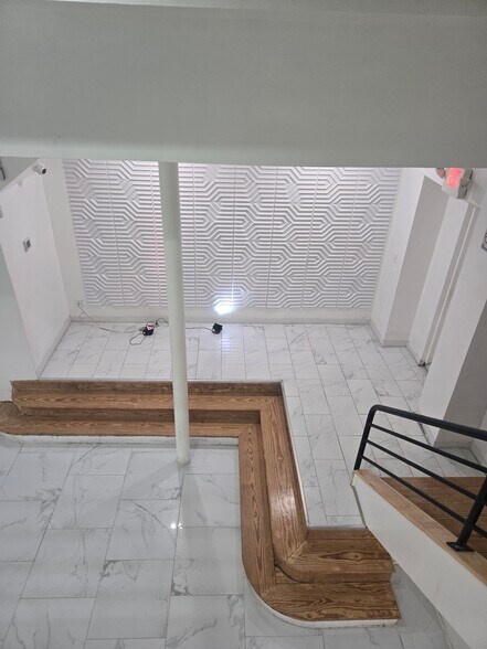 More Photos Of 429 N Eutaw St, Baltimore Office For Lease