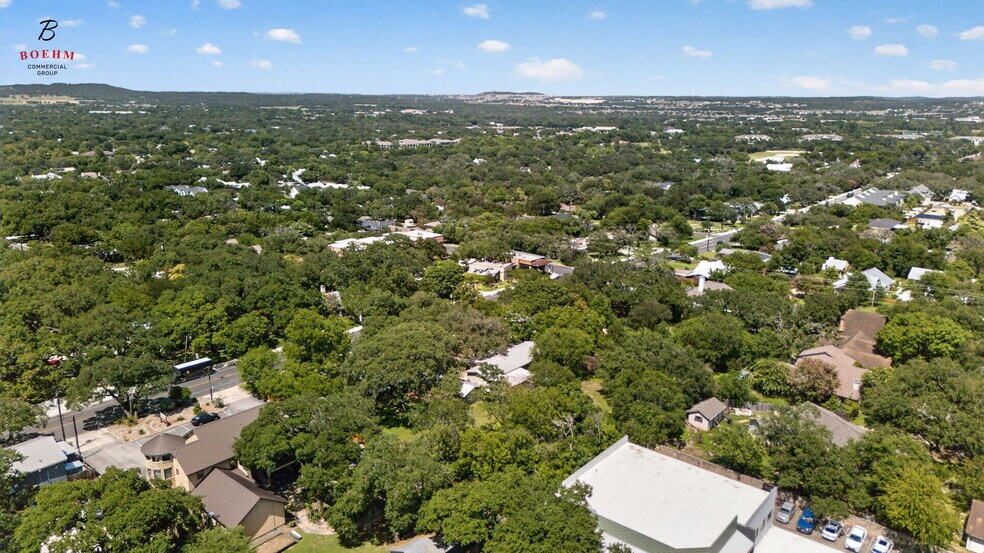 More Photos Of 115 Oak Park Dr, Boerne Office For Sale