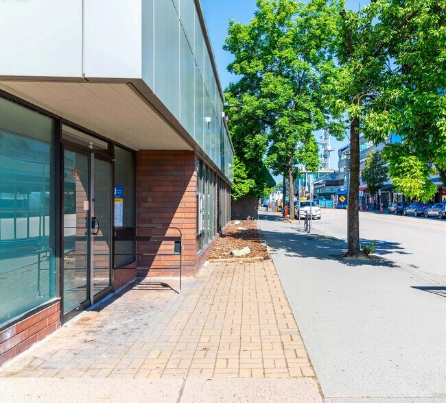 More Photos Of 504 6th St, New Westminster Bank For Sale