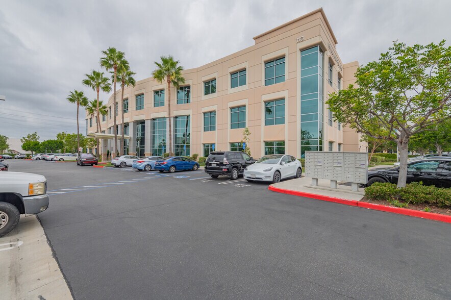 More Photos Of 113 Waterworks Way, Irvine Medical For Lease