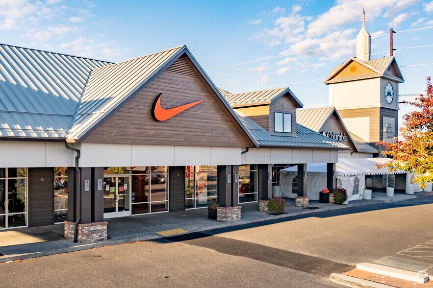 More Photos Of 61334 S Highway 97, Bend Unknown For Lease