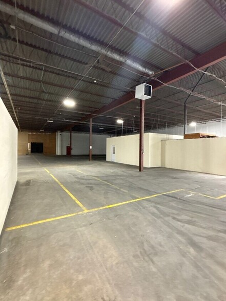 More Photos Of 6741 Old Collamer Rd, East Syracuse Warehouse For Sale
