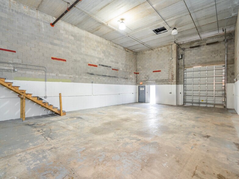More Photos Of 20200 NW 2nd Ave, Miami Warehouse For Sale