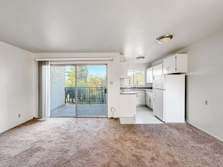 More Photos Of 2172 Blake St, Berkeley Apartments For Sale