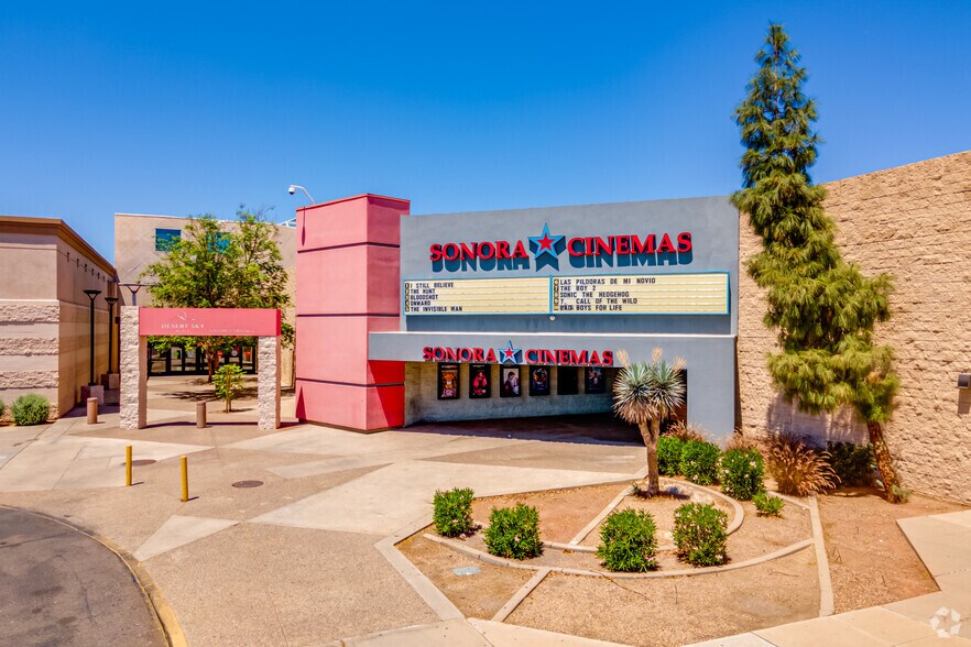 More Photos Of 7611 W Thomas Rd, Phoenix Department Store For Lease