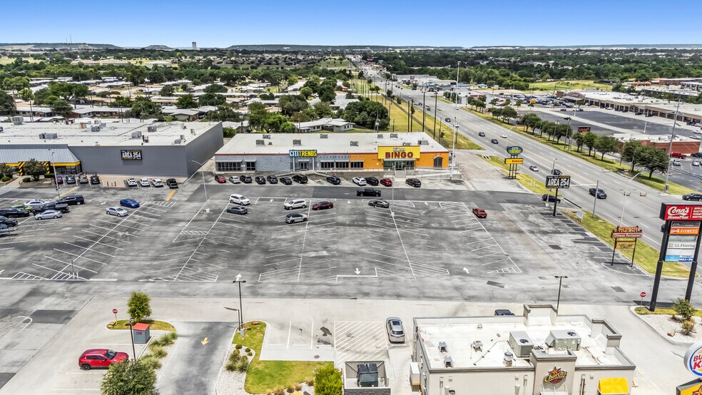 More Photos Of 801 S Fort Hood St, Killeen Freestanding For Sale