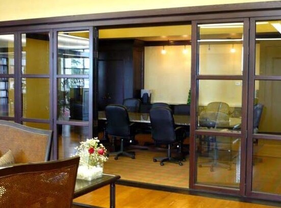 More Photos Of 4701 N Stiles Ave, Oklahoma City Light Manufacturing For Sale