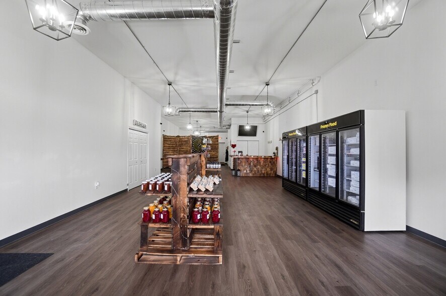 More Photos Of 110 W Main St, Deshler Storefront For Sale