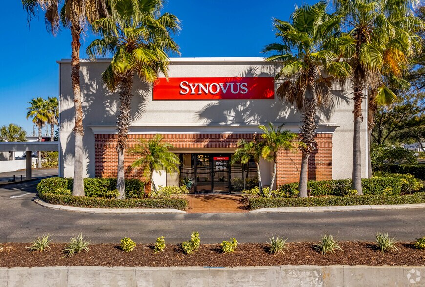 More Photos Of 5801 49th St N, Saint Petersburg Storefront Retail Office For Lease