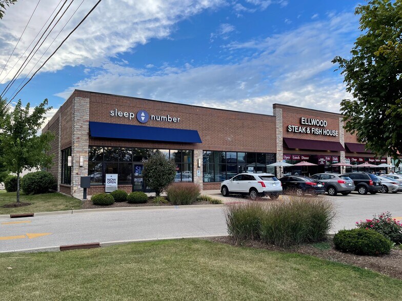 Primary Photo Of 2211-2235 Sycamore Rd, Dekalb Storefront Retail Office For Lease