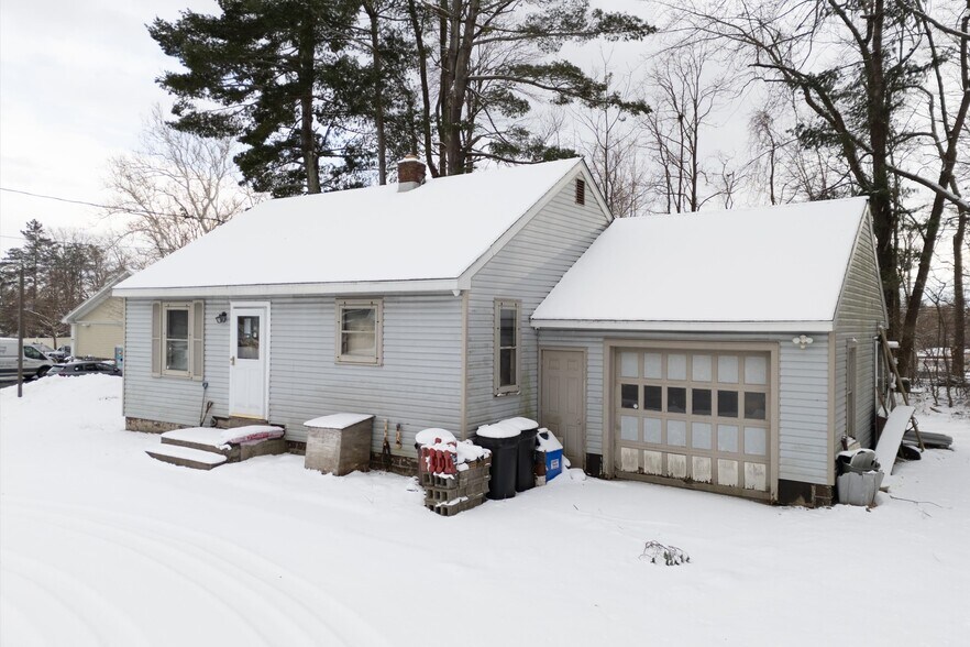 More Photos Of 458 NY-146, Clifton Park General Retail For Sale