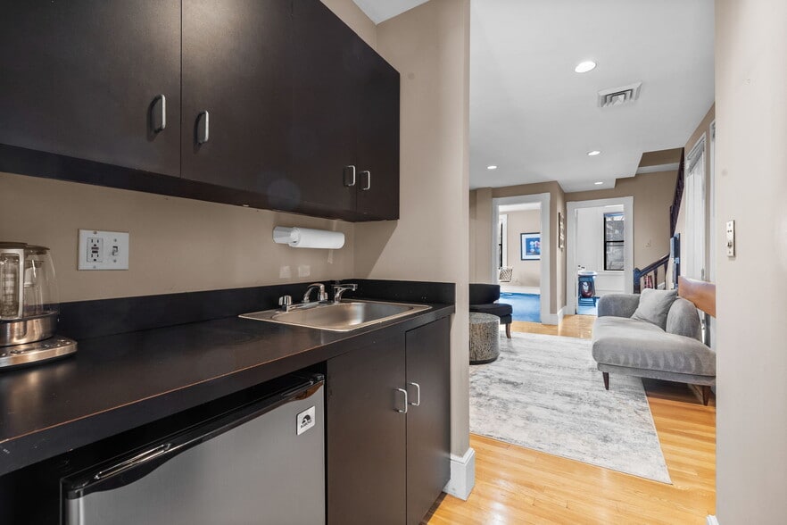 More Photos Of 3-5 Harvard Ave, Brookline Loft Creative Space For Sale