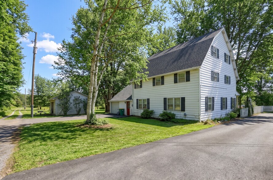 More Photos Of 5104 Fairfield Rd, Fairfield Apartments For Sale