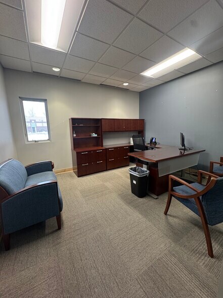 More Photos Of , Indianapolis Office For Sale
