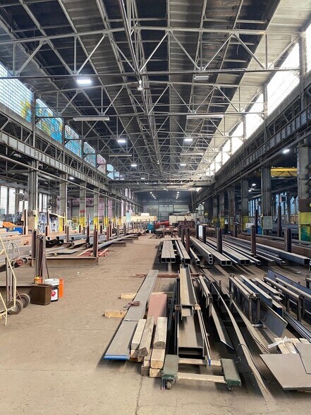 More Photos Of 4343 S Oakley Ave, Chicago Manufacturing For Sale