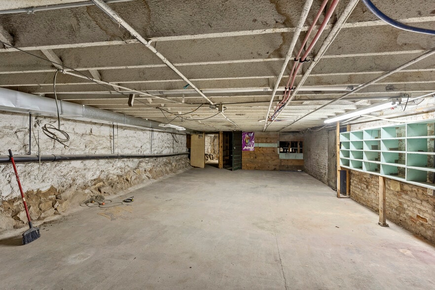 More Photos Of 2208-2212 S Washington blvd, Ogden Storefront Retail Office For Sale