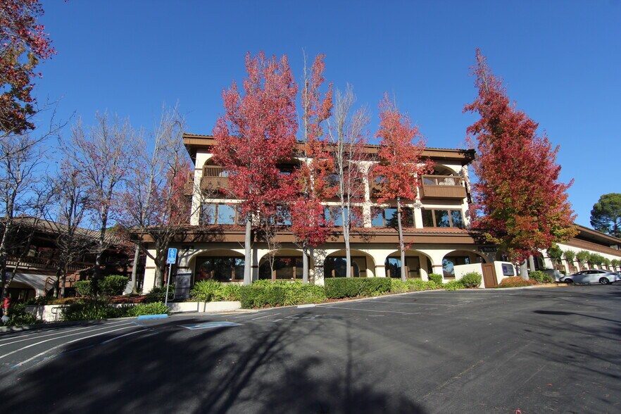 More Photos Of 4 Orinda Way, Orinda Coworking Space