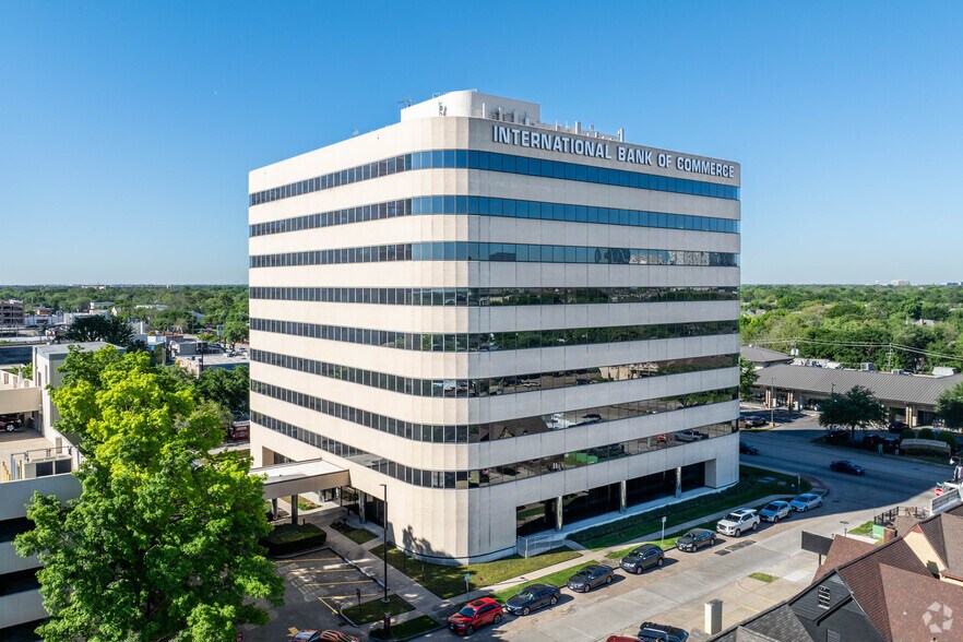 Primary Photo Of 5615 Kirby Dr, Houston Office For Lease