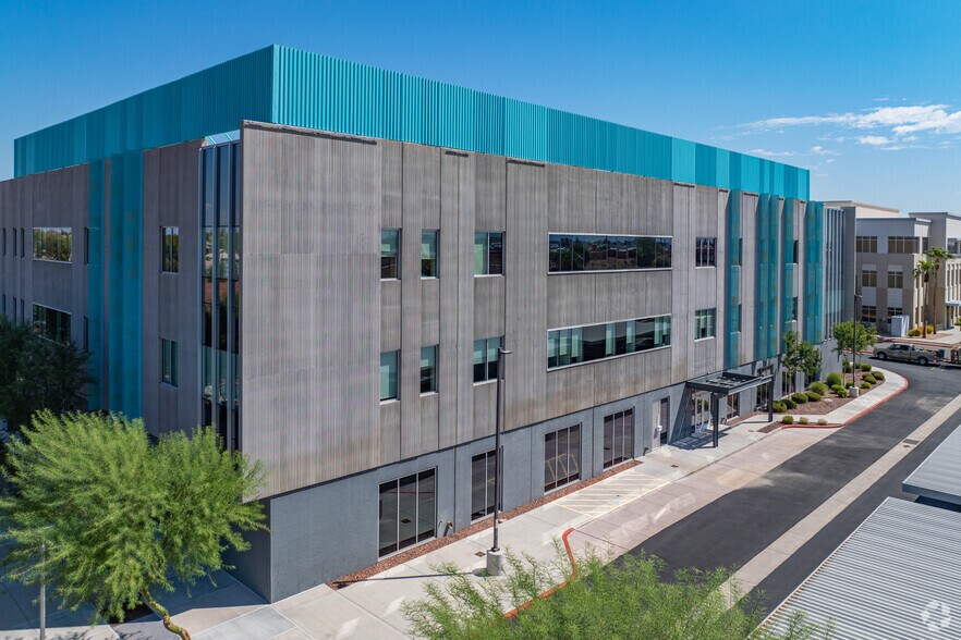 More Photos Of 10825 W McDowell Rd, Avondale Medical For Lease