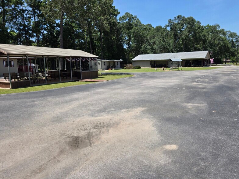 More Photos Of 26904 Brentwood Rd, Splendora Apartments For Sale