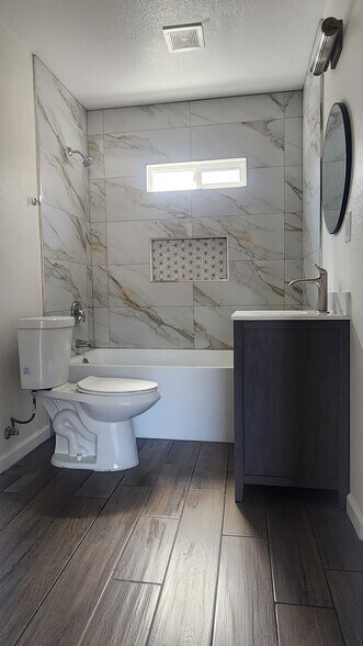 More Photos Of 8137 Beechwood Ave, South Gate Apartments For Sale