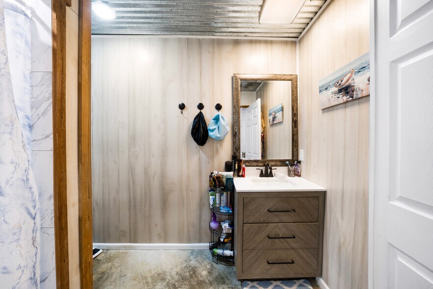 More Photos Of 8505 W Interstate Highway 30, Cumby Specialty For Sale