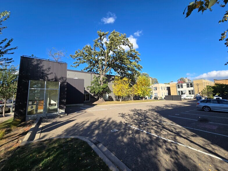More Photos Of 2429 Nicollet Ave, Minneapolis Loft Creative Space For Sale