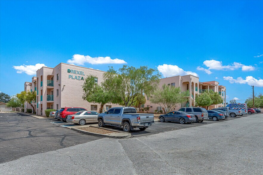 More Photos Of 5770 S Jeanette Blvd, Tucson Apartments For Sale