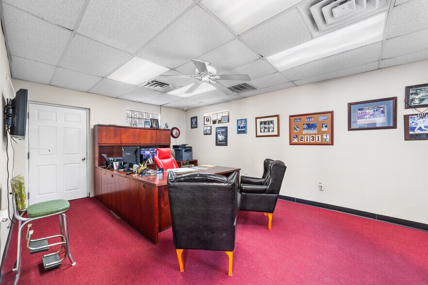 More Photos Of 17 Lincoln Ave, Jamesburg Carwash For Sale