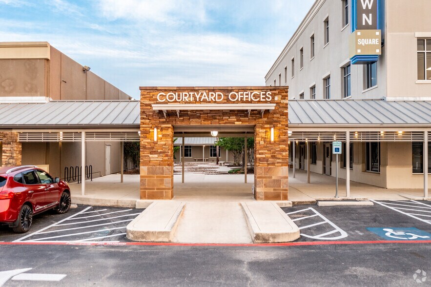 More Photos Of 1270 N Loop 1604 E, San Antonio Medical For Lease