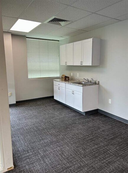 More Photos Of 960 Harvest Dr, Blue Bell Office For Lease