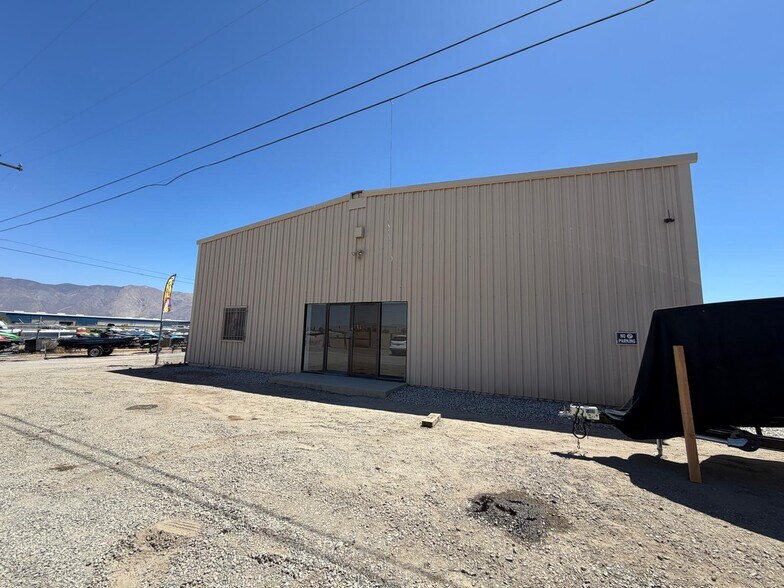 More Photos Of 1300 N Juanita St, Hemet Service For Lease