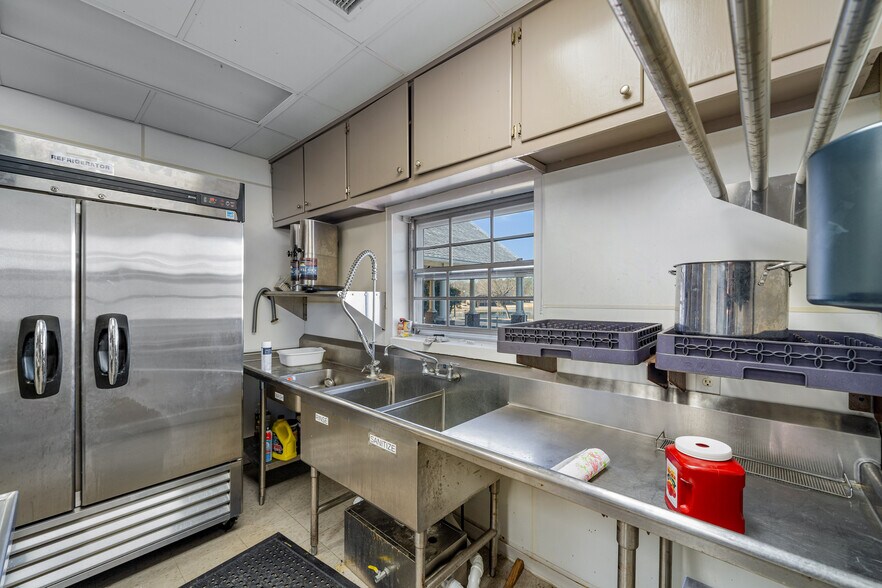 More Photos Of 502 Crystal Lake Dr NE, Fort Payne Golf Course Driving Range For Sale