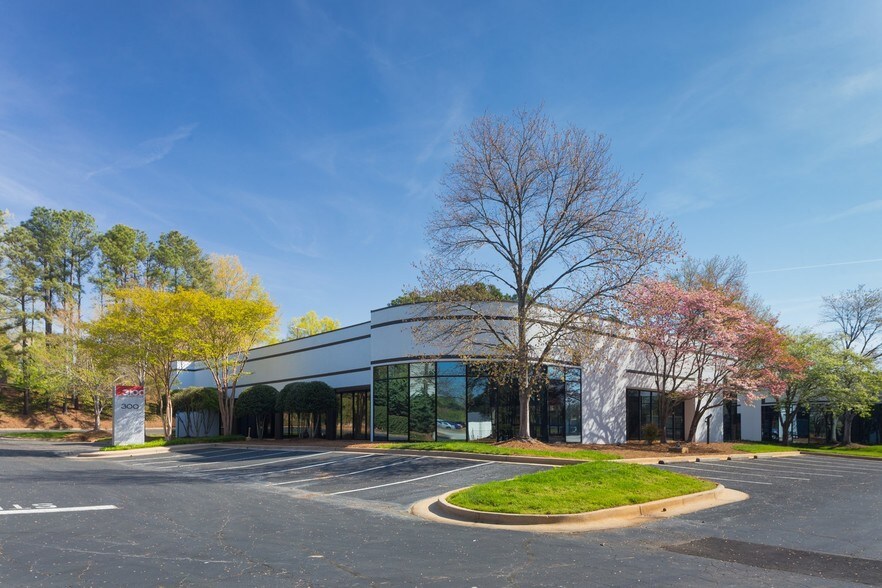 More Photos Of 3100 Breckinridge Blvd, Duluth Unknown For Lease