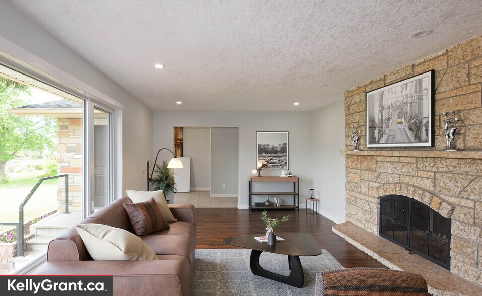 More Photos Of 9657 68A St NW, Edmonton Multifamily For Sale