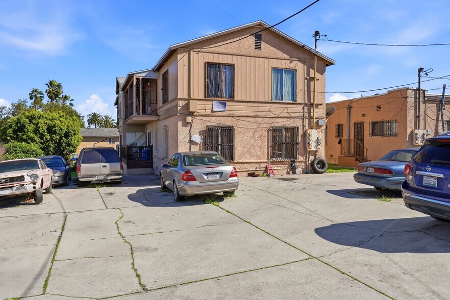More Photos Of 11137 Van Buren Ave, Los Angeles Apartments For Sale